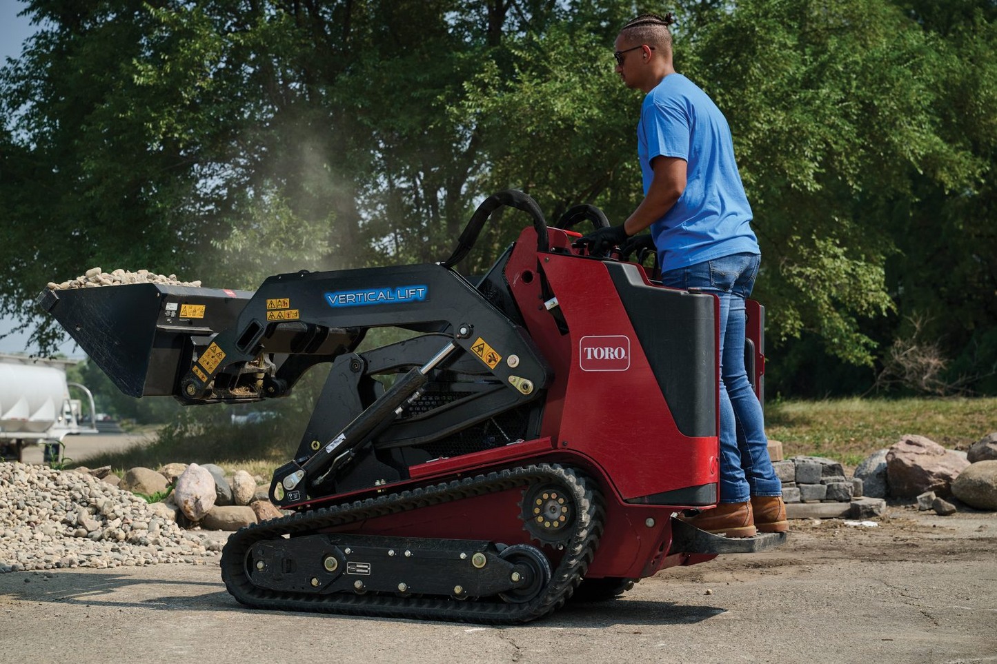 Toro TX 1000 (22588) Turbo Wide Track Compact Utility Loader