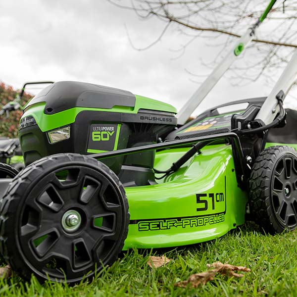 Greenworks 60V Pro Brushless Self-Propelled Lawnmower (51cm / 21″)