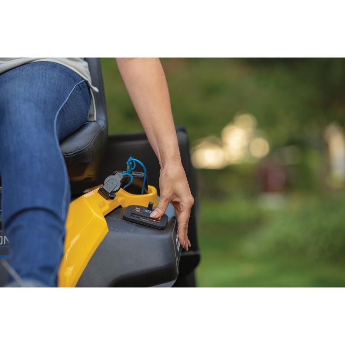 Cub Cadet CC 30 E Electric Ride-on Ride On Mower
