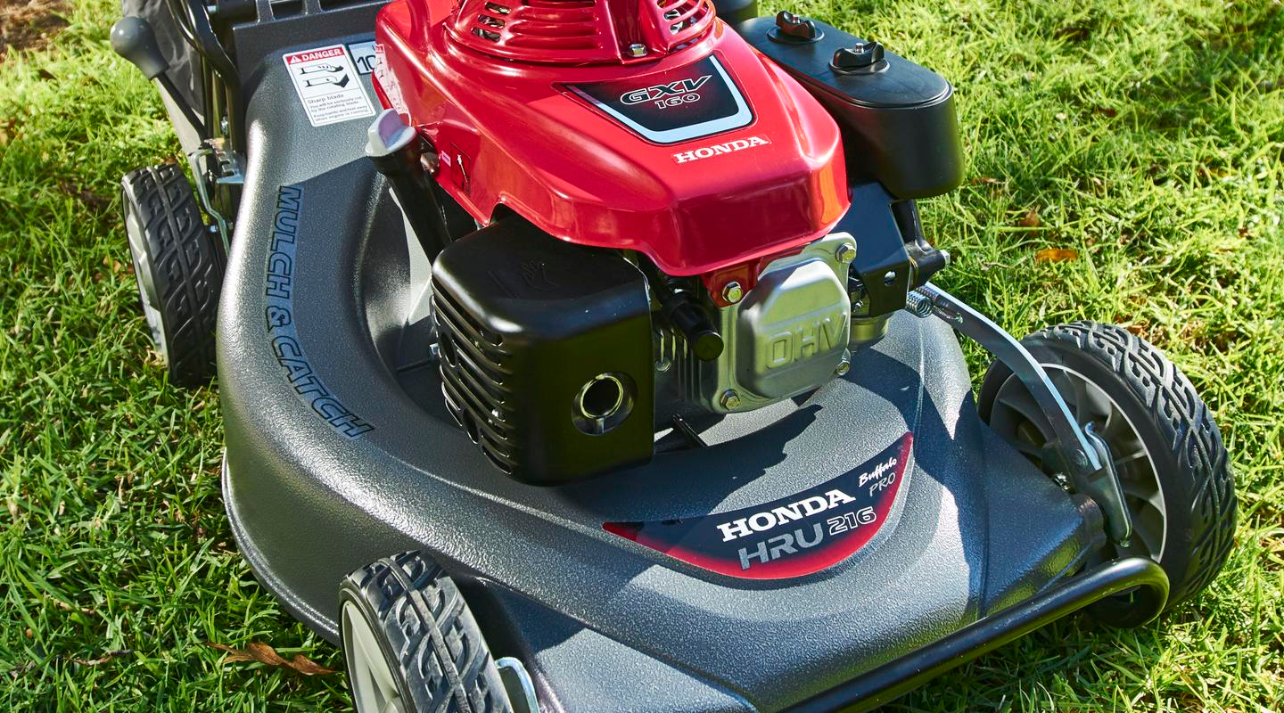 Honda HRU216 Petrol Self-Propelled Mower