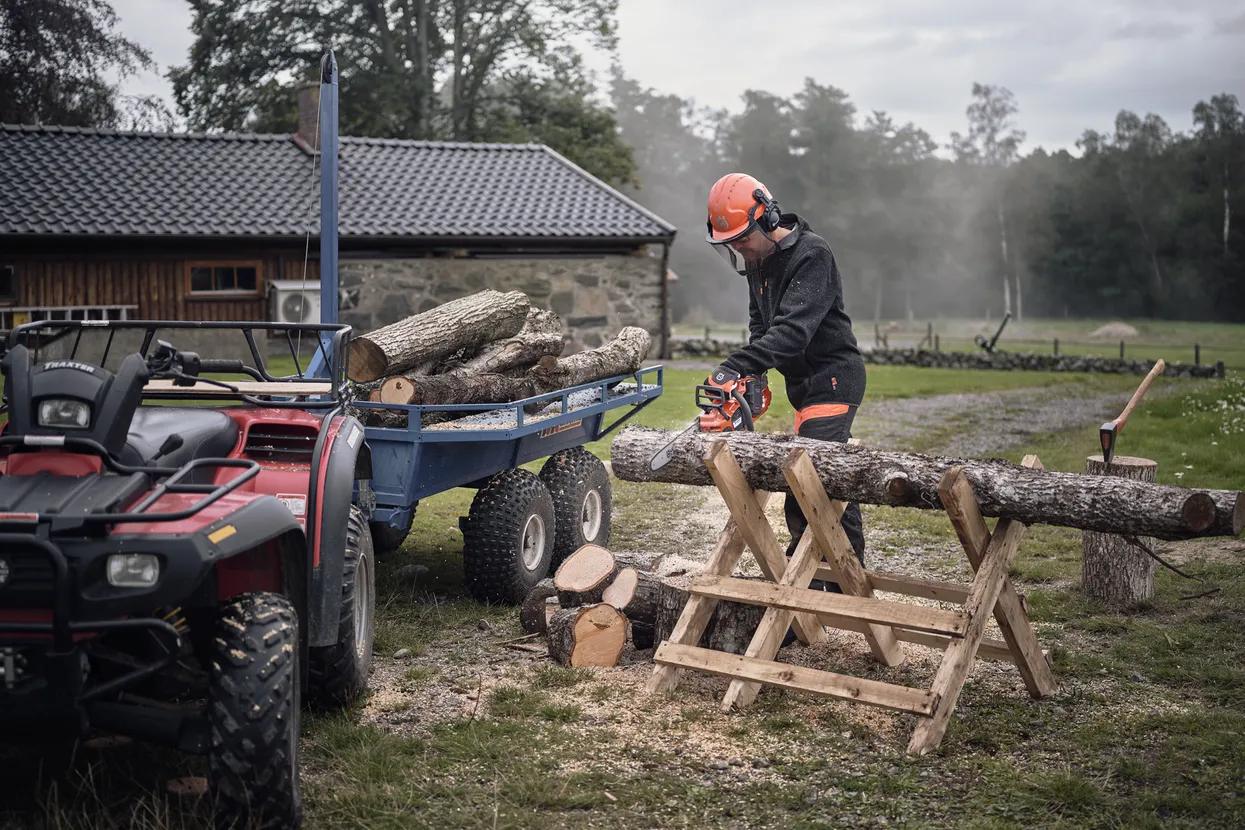 Husqvarna 340i without battery and charger