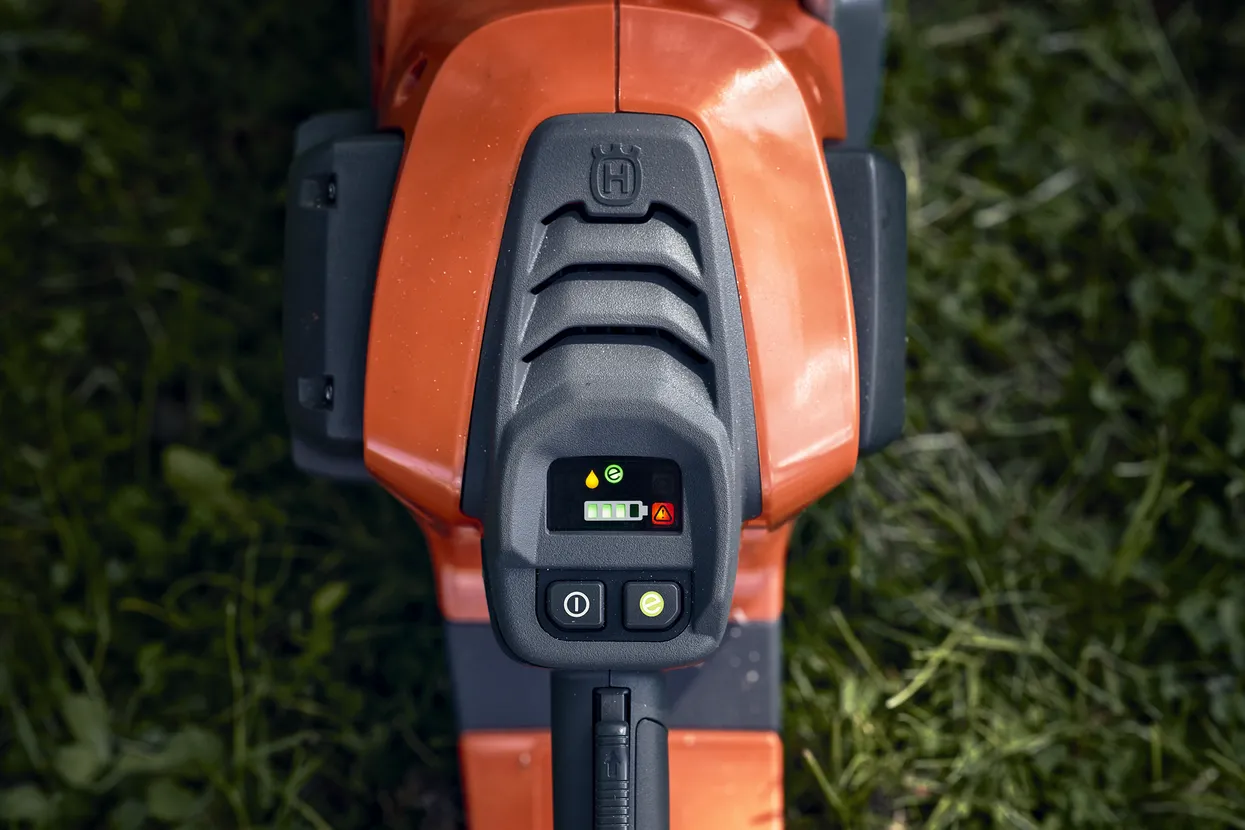 Husqvarna 542i XP® Battery Chainsaw