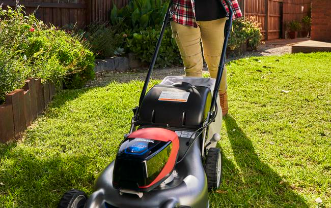 Honda HRG466 Battery Mower