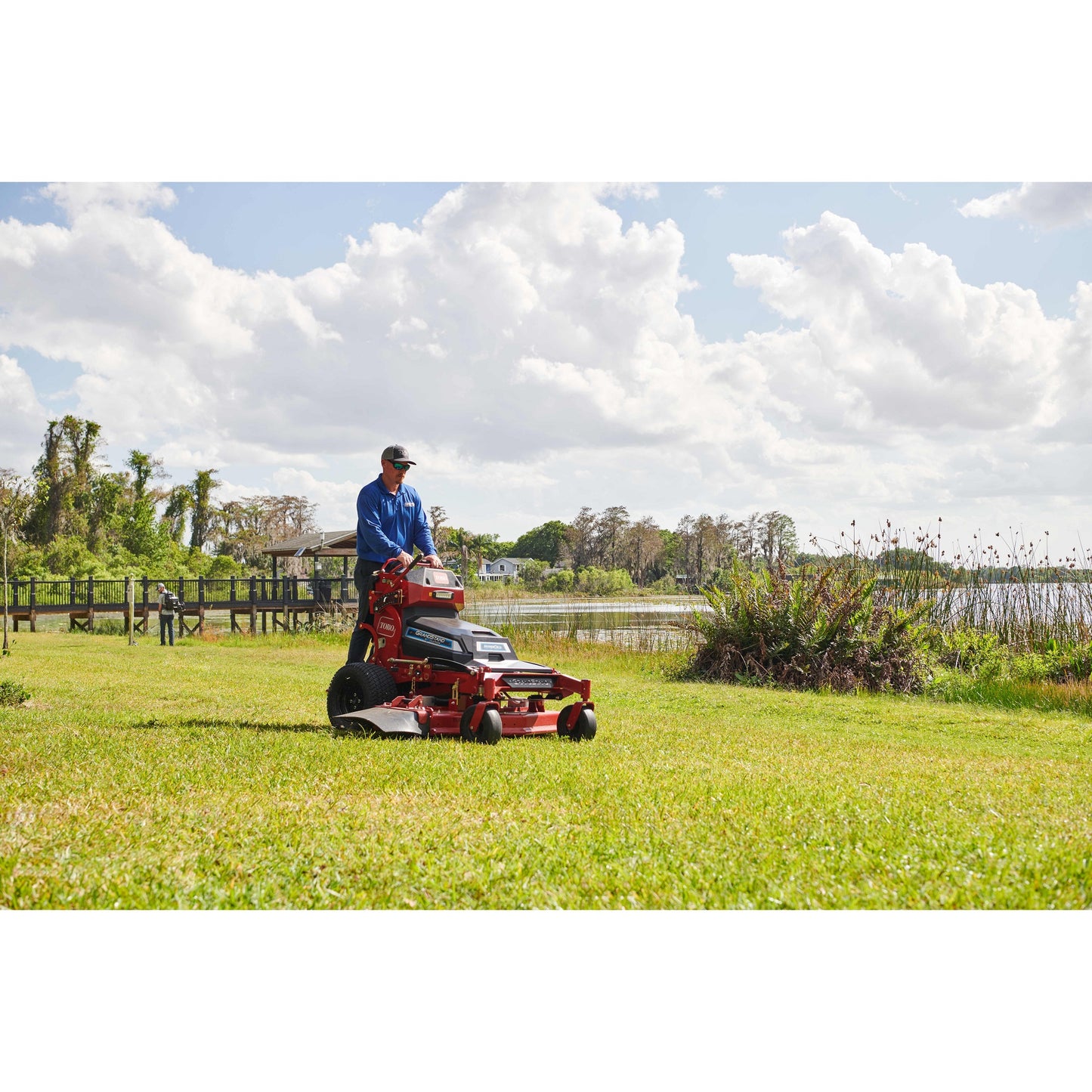 Toro 52" (18850TE) GrandStand® Revolution